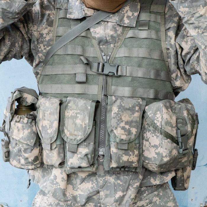 USGI ACU Canteen Pouch | Army and Outdoors
